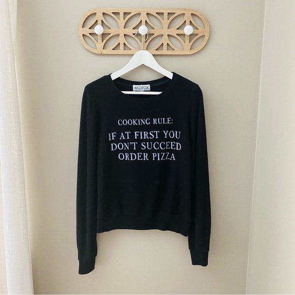 Wildfox Pullover Sweater Black Sz XS - Picture 1 of 9